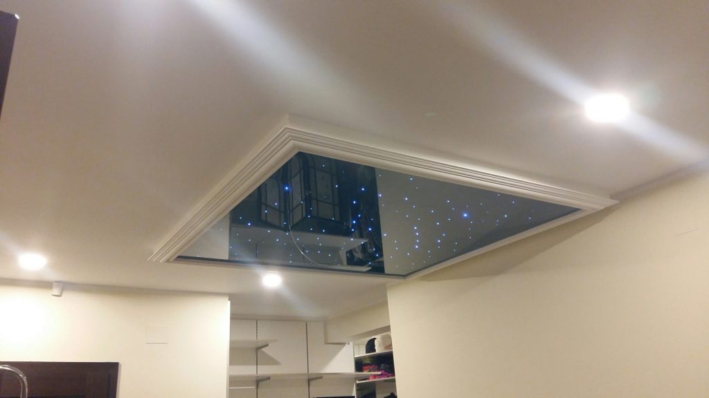 De ce tavanele din membrane devin tot mai utilizate în arhitectura contemporană 